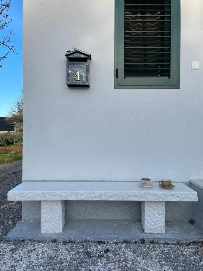 Studio Apartment Dona Trogir Exterior photo